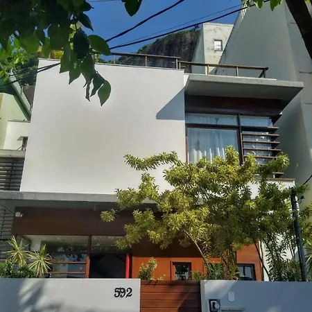 Luna Rossa Guest House-2